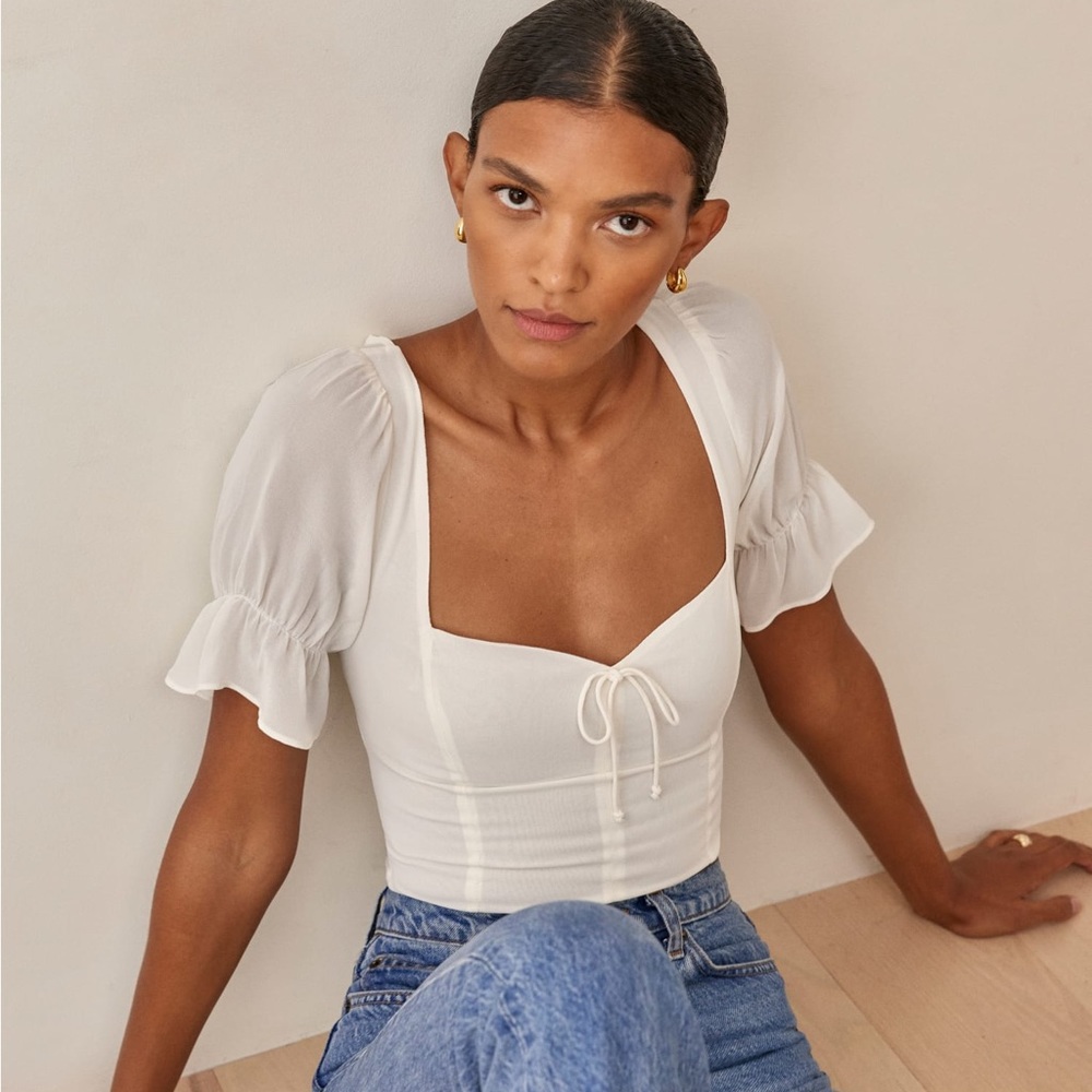 Elegant White Puff Sleeve Top